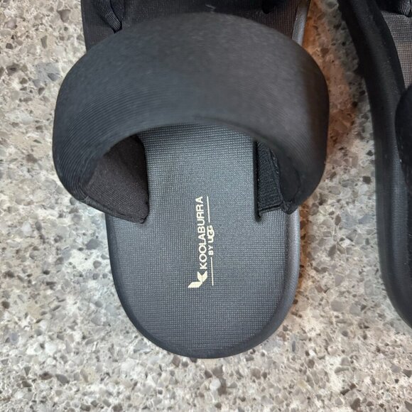 KOOLABURRA BY Ugg Sandal: BLACK - Size 8 $37⭐🌞 - Picture 3 of 5